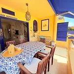 Cozy Corner Close To Beach, Golf And Shopping