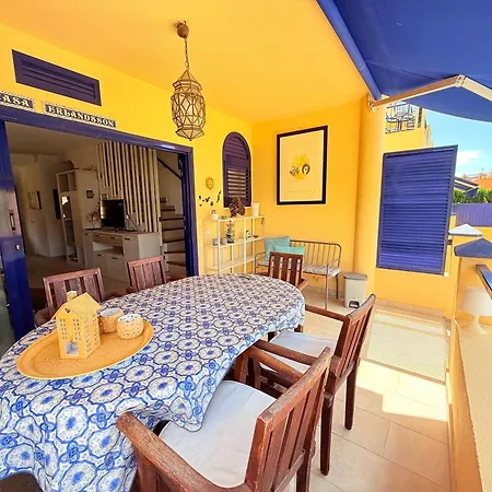 Cozy Corner Close To Beach, Golf And Shopping