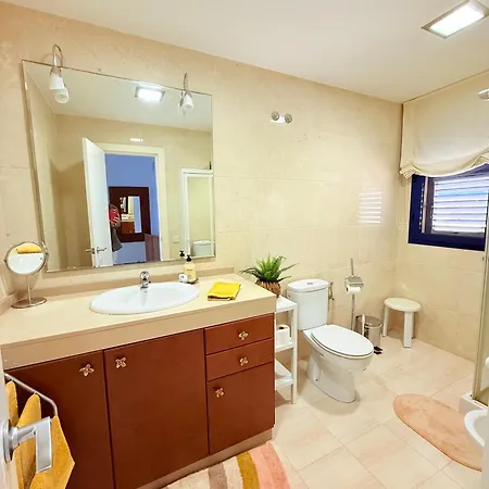 Cozy Corner Close To Beach, Golf And Shopping Holiday home San Bartolome de Tirajana (Gran Canaria)