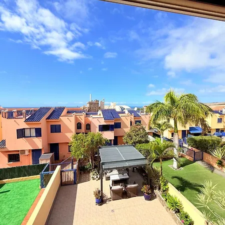 Cozy Corner Close To Beach, Golf And Shopping Holiday home
